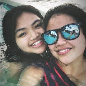 Meet your Posher, Cristina